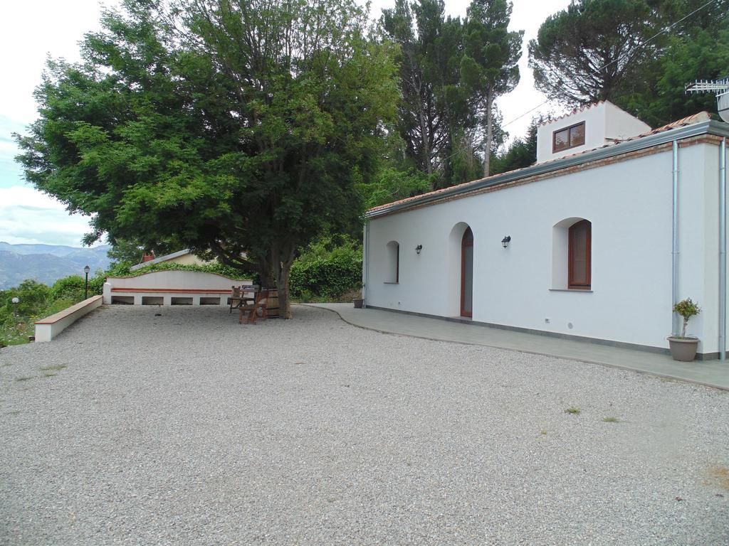 B&B I Frassini Castelbuono  Εξωτερικό φωτογραφία